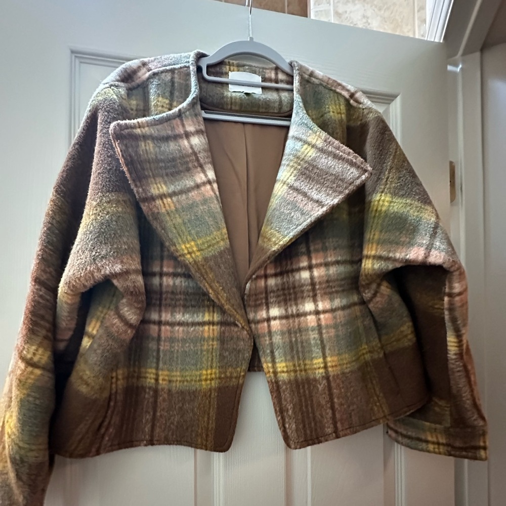 Greylin Dasia Oversized Cropped Jacket in a Multi-color plaid - Picture 6 of 13